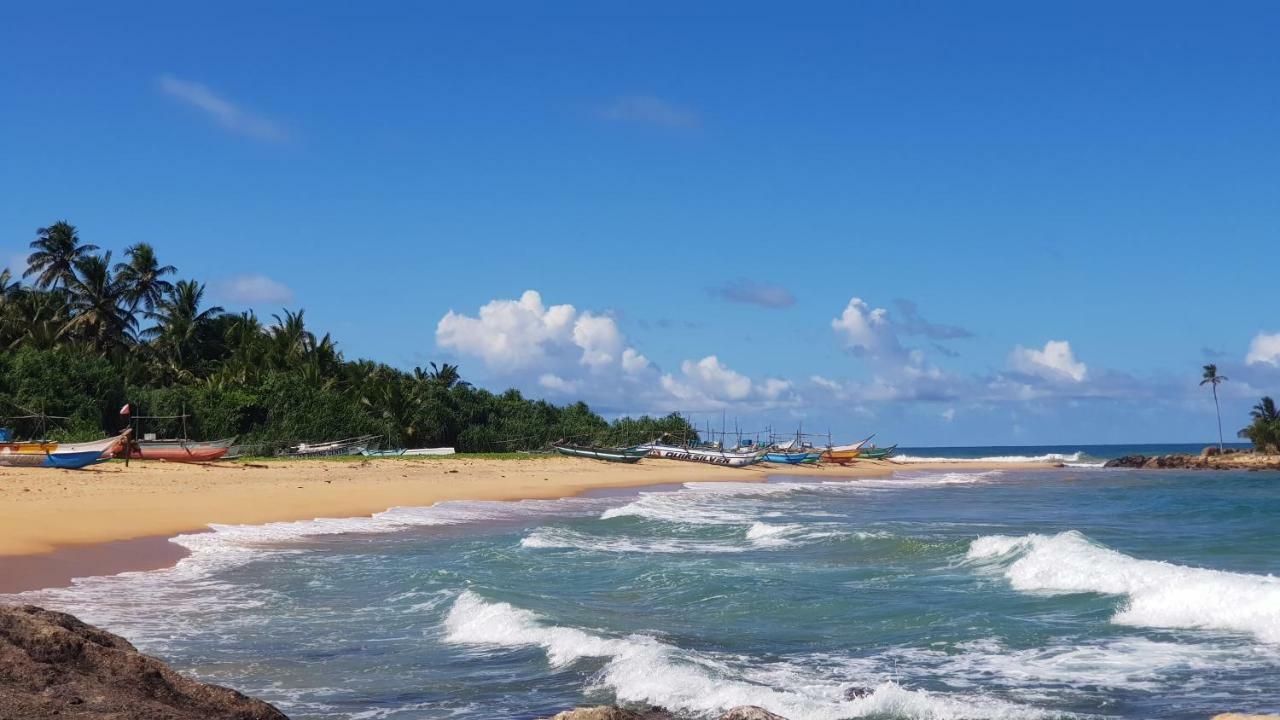 Bandulas Beach House Хикадува Екстериор снимка