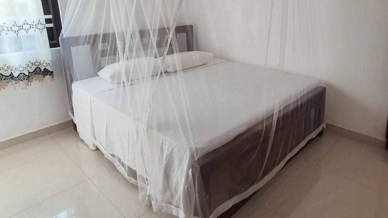 Bandulas Beach House Хикадува Екстериор снимка